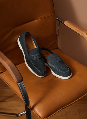 Granatowe mokasyny męskie