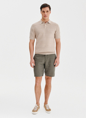 Beżowe polo swetrowe