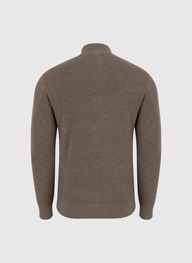 Brązowy sweter z rozpinaną stójką