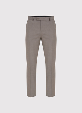 Jasnobrązowy garnitur męski