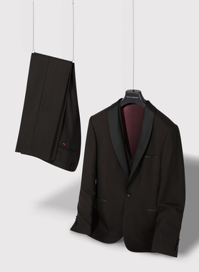 Brązowa marynarka smokingowa