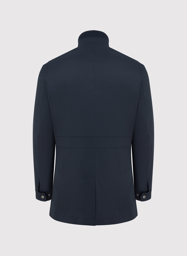 Granatowy płaszcz męski