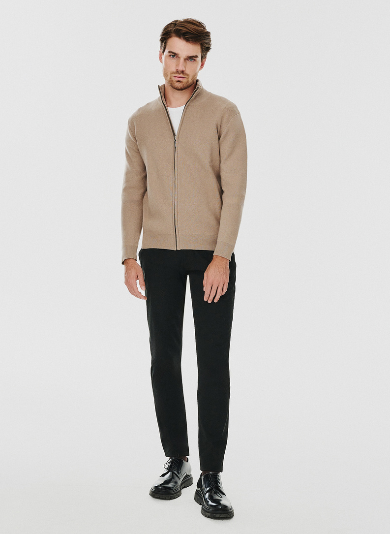 Sweter męski rozpinany w kolorze beżowym