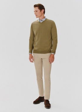 Zielony męski sweter w serek