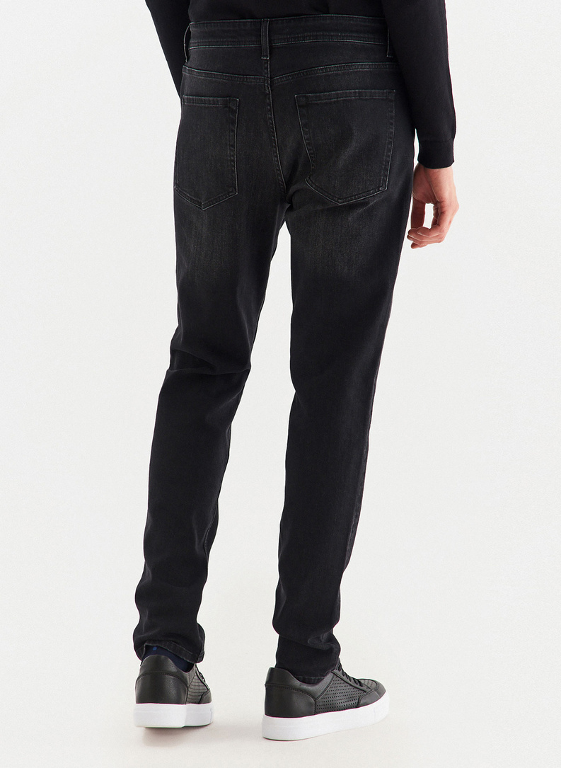 Czarne jeansowe spodnie męskie