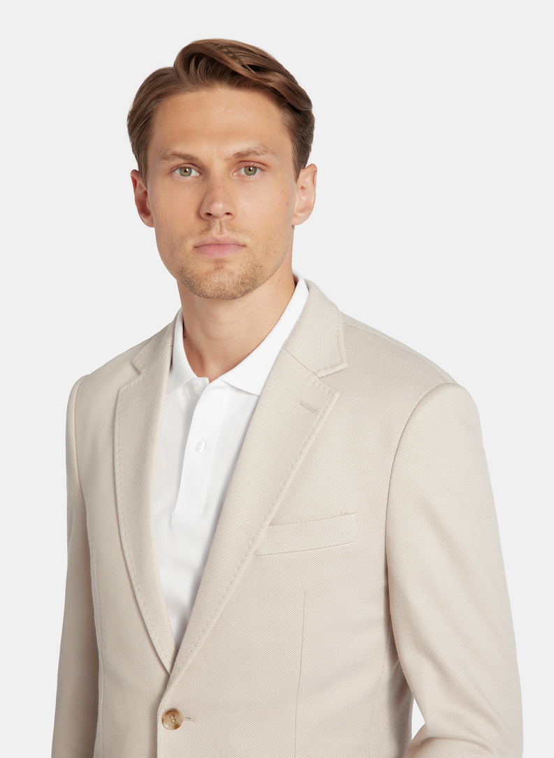 Beżowa marynarka z dzianiny