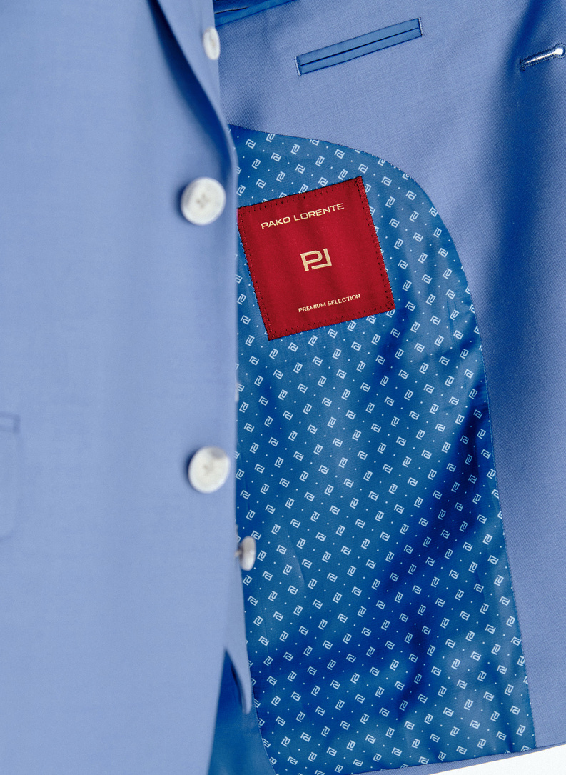 Niebieska wełniana marynarka garniturowa