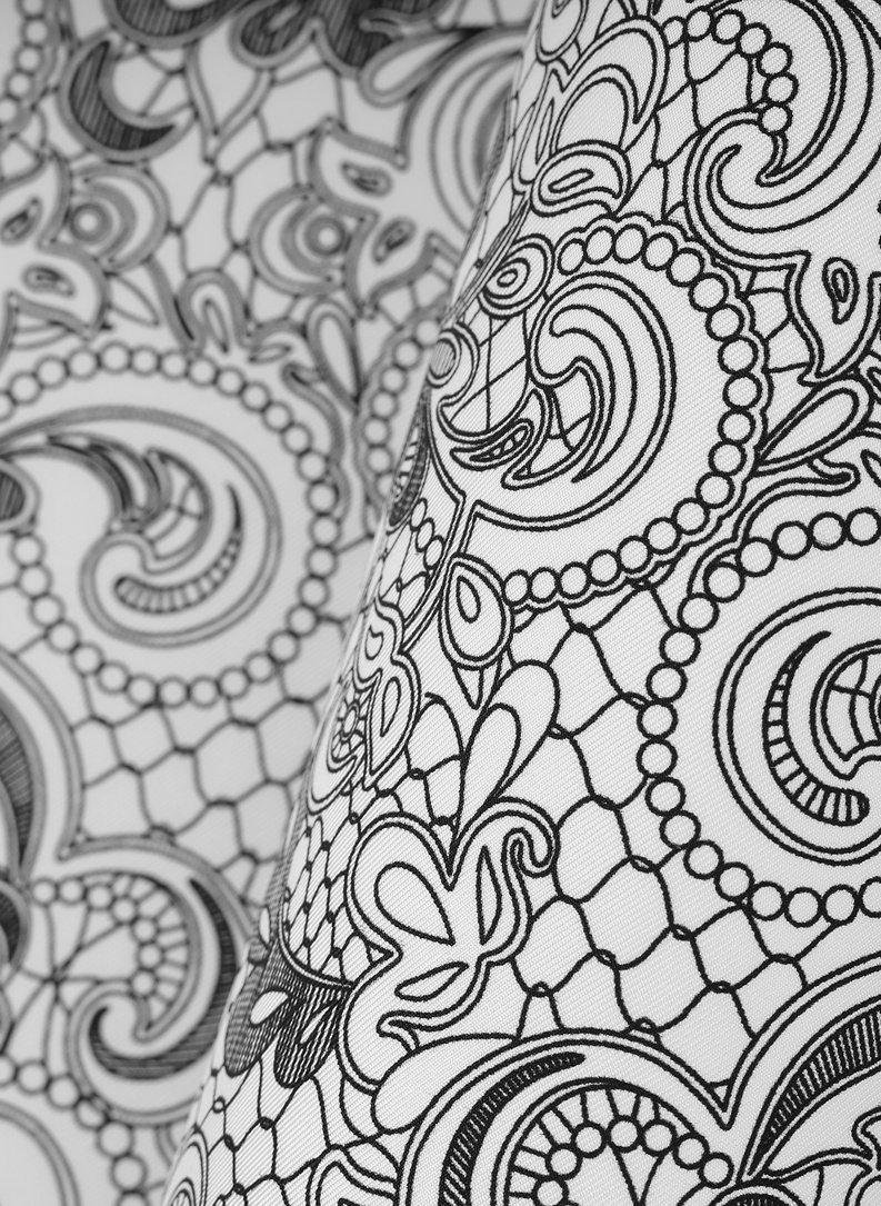 Jedwabna czarna poszetka we wzór