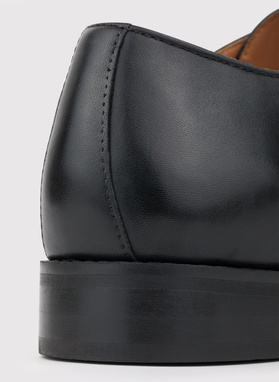 Czarne eleganckie buty męskie