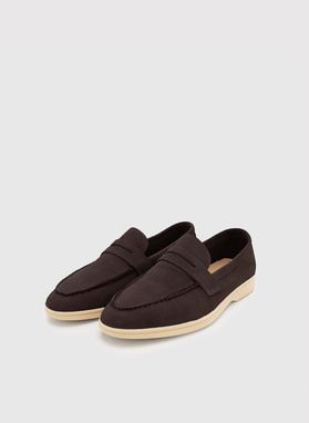 Brązowe mokasyny z zamszu