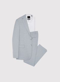 Błękitny garnitur męski