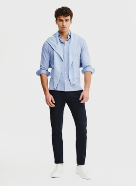 Bawełniana koszula męska w kolorze niebieskim