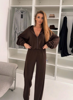 Brązowy gładki komplet damski z wełną