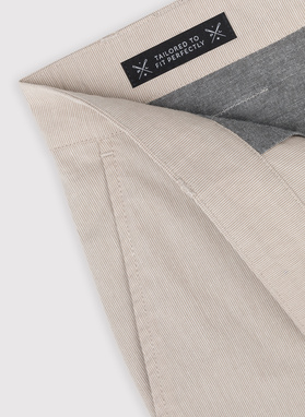 Beżowe gładkie spodnie męskie chino