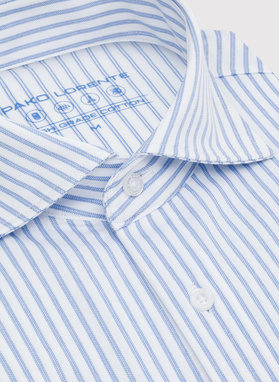 Błękitna koszula w prążek