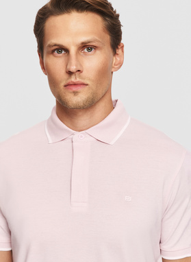 Różowy t-shirt polo z bawełną