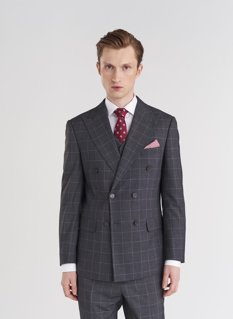 Dwuczęściowy szary dwurzędowy garnitur