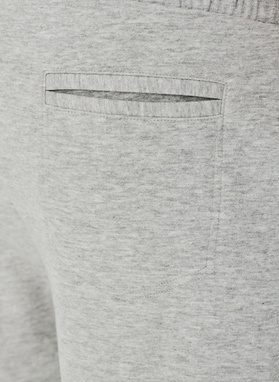 Dzianinowe spodnie dresowe w szarym kolorze