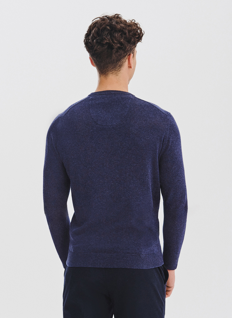 Granatowy sweter męski v-neck