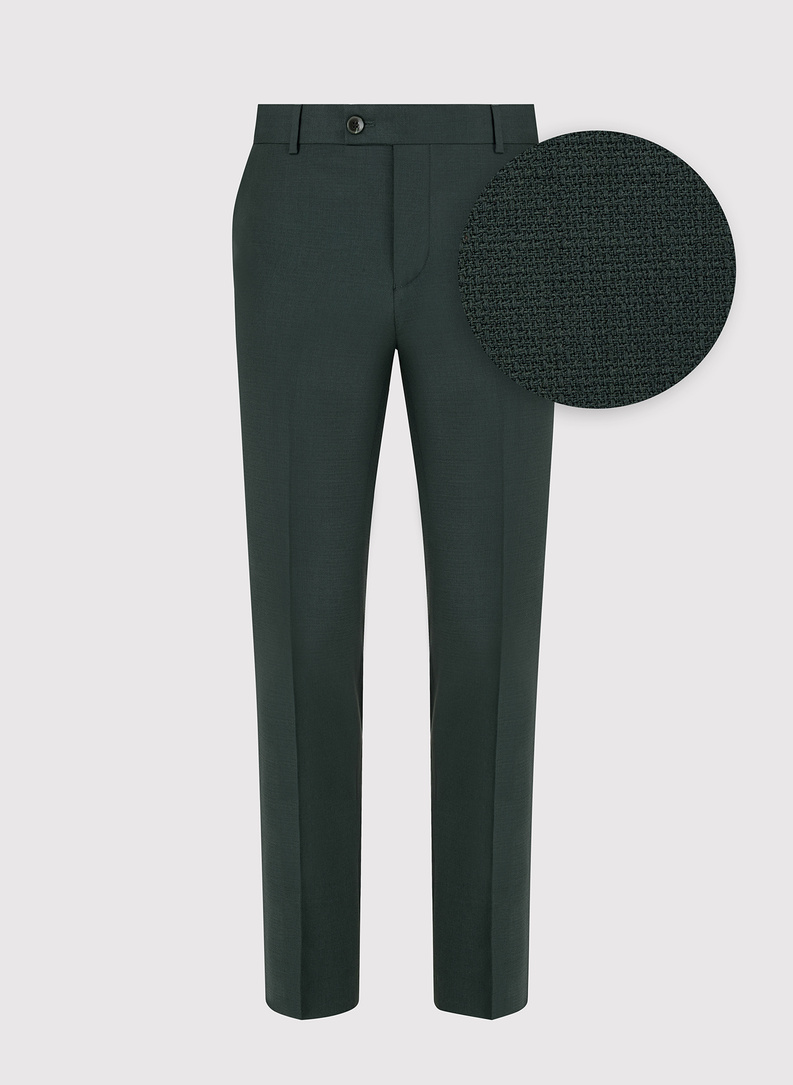 Dwuczęściowy garnitur męski w kolorze zielonym