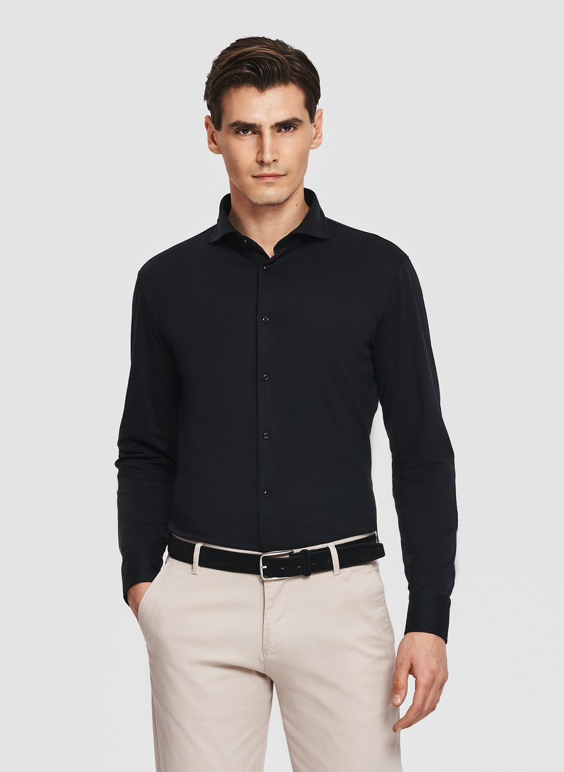 Czarna dzianinowa koszula męska