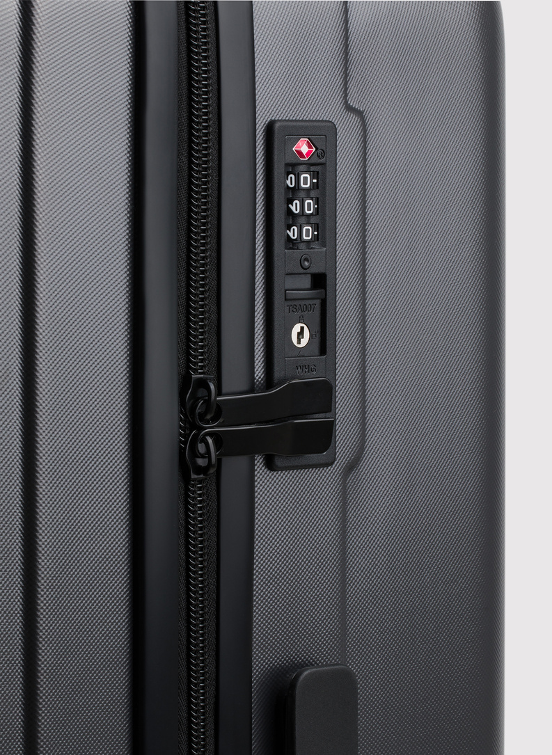 Komplet szarych walizek