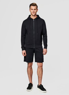 Czarny dres męski z kapturem