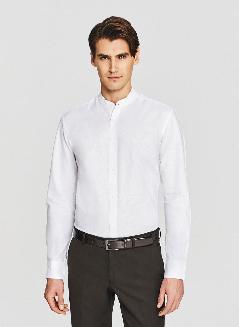 Lniana biała koszula z kołnierzem stójką