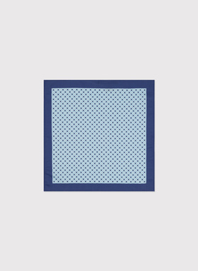 Niebieska poszetka w kwiatki 