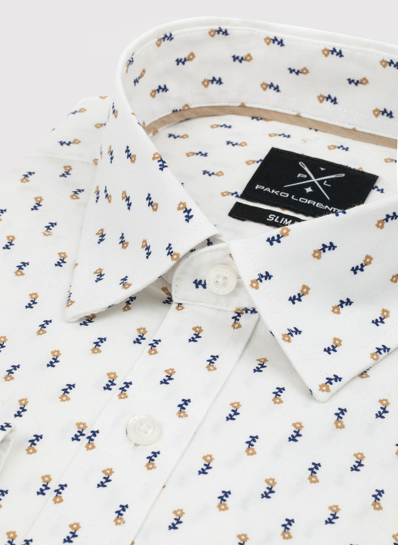 Męska biała koszula w drobne kwiatki 