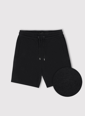 Czarne szorty dresowe