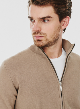 Sweter męski rozpinany w kolorze beżowym