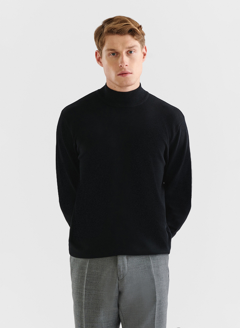 Czarny gładki półgolf męski