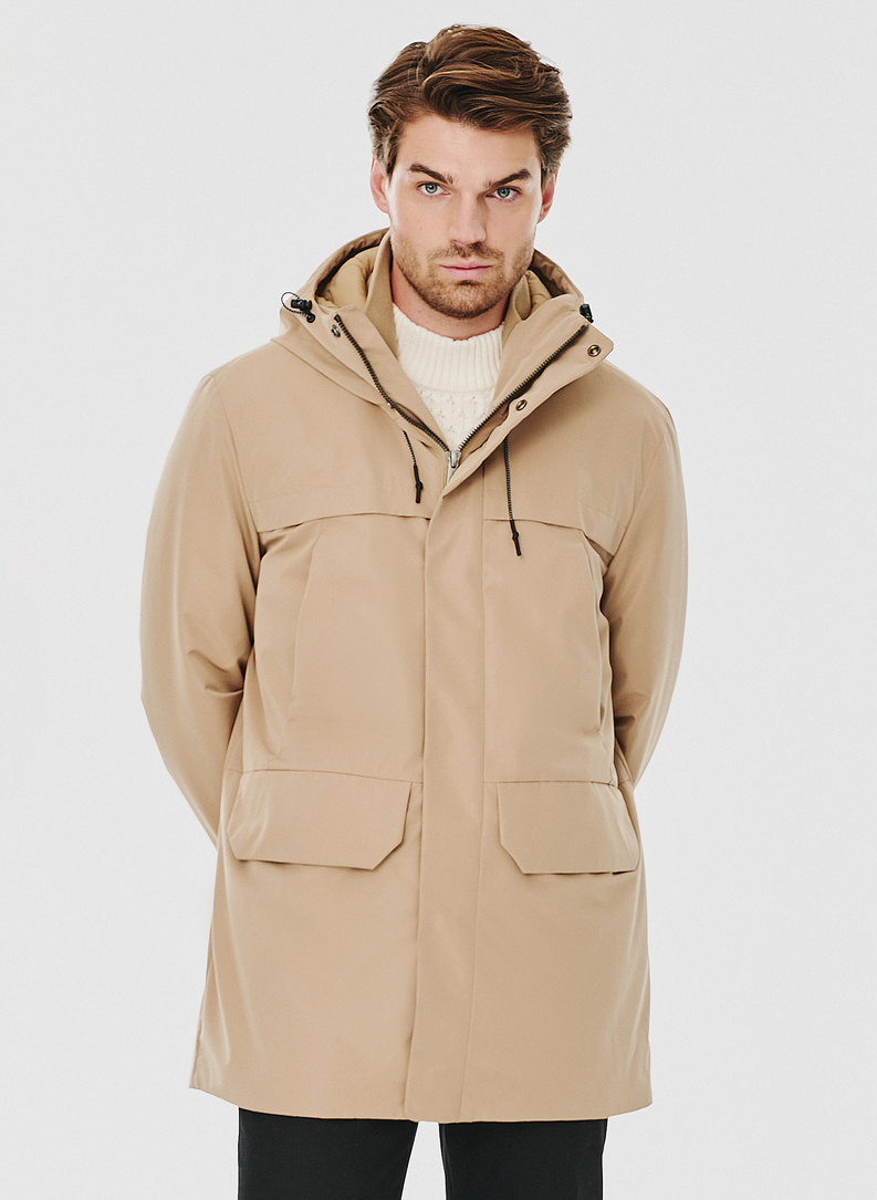 Kurtka męska z kapturem w kolorze beżowym