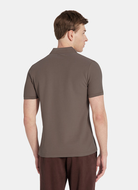 Brązowy t-shirt polo na trzy guziczki