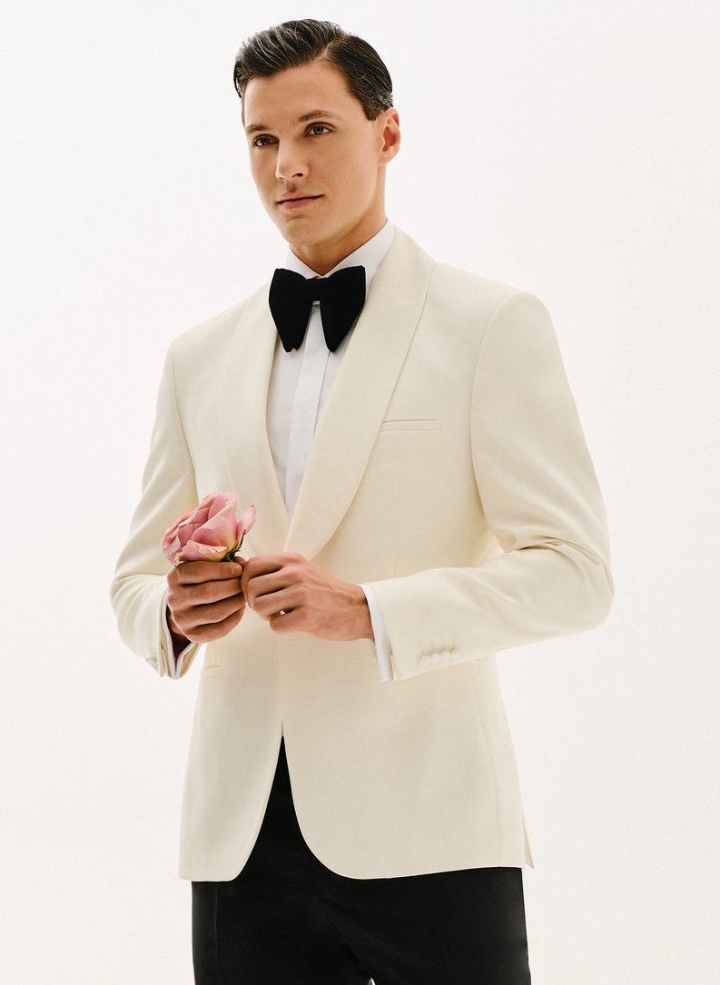 Ślubna marynarka smokingowa