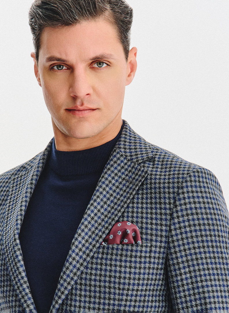 Granatowa marynarka w drobną kratę