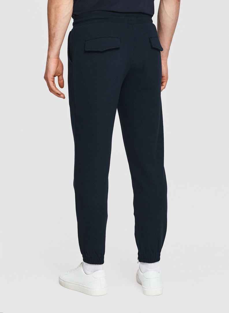 Granatowe spodnie dresowe