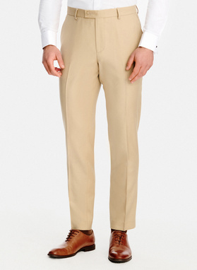 Ślubny wełniany garnitur męski