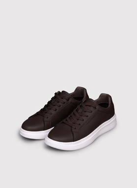 Sneakersy męskie w brązowym kolorze