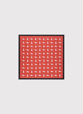 Czerwona poszetka w kotki