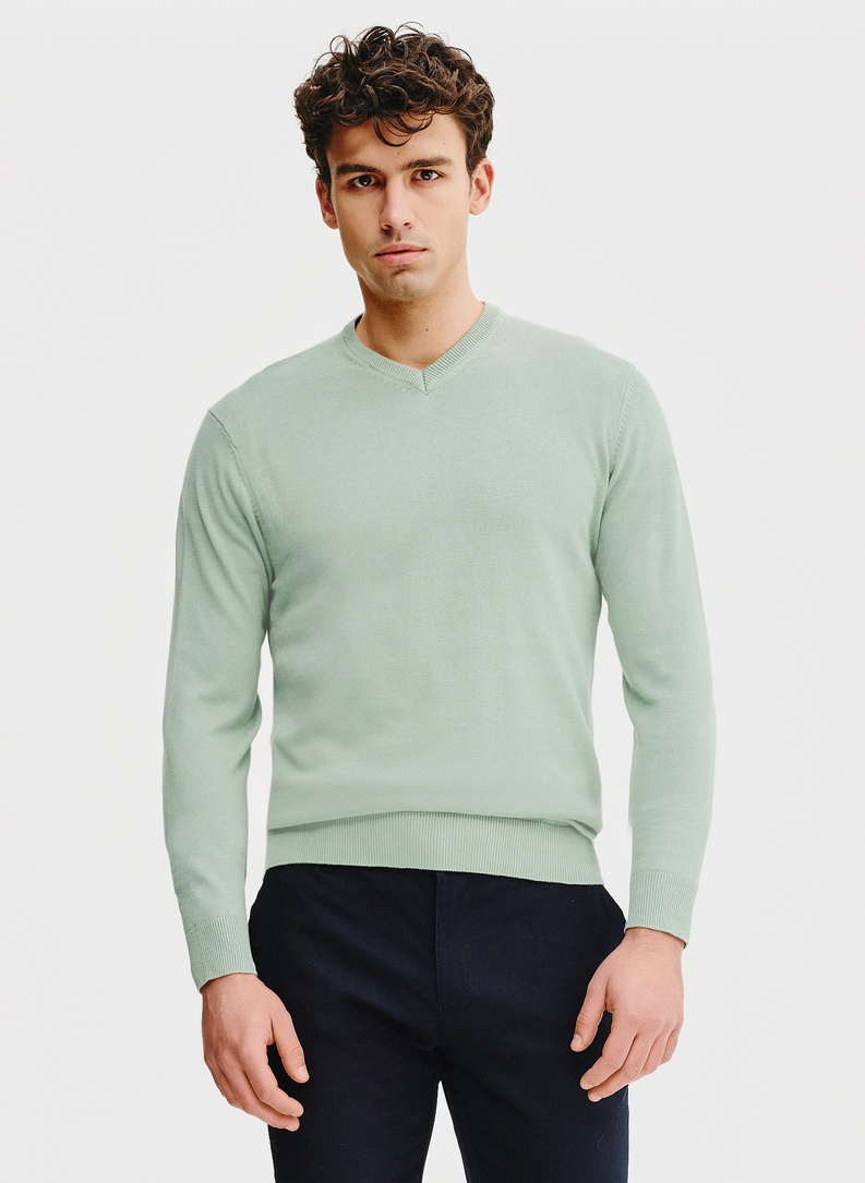 Zielony męski sweter w serek