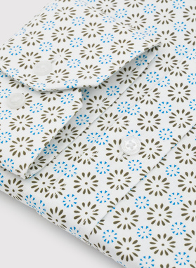 Biała koszula mikrowzór