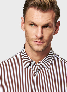 Brązowa koszula męska w prążek