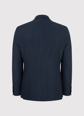 Dwuczęściowy garnitur męski w prążki